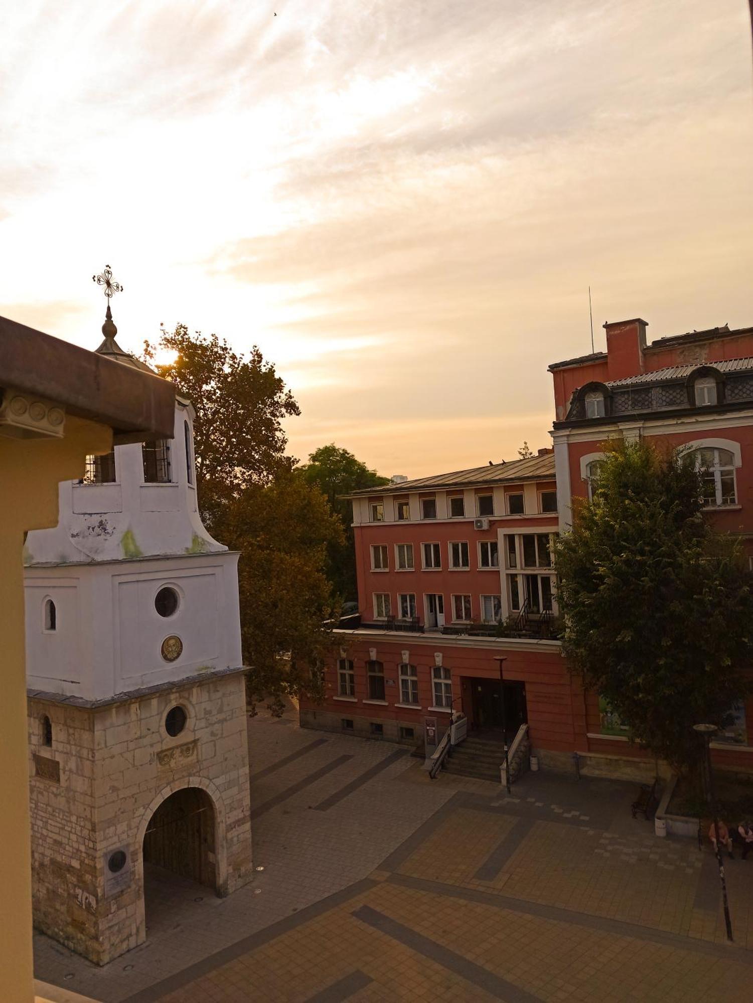 Хотел Театъръ Hotel Pleven ภายนอก รูปภาพ