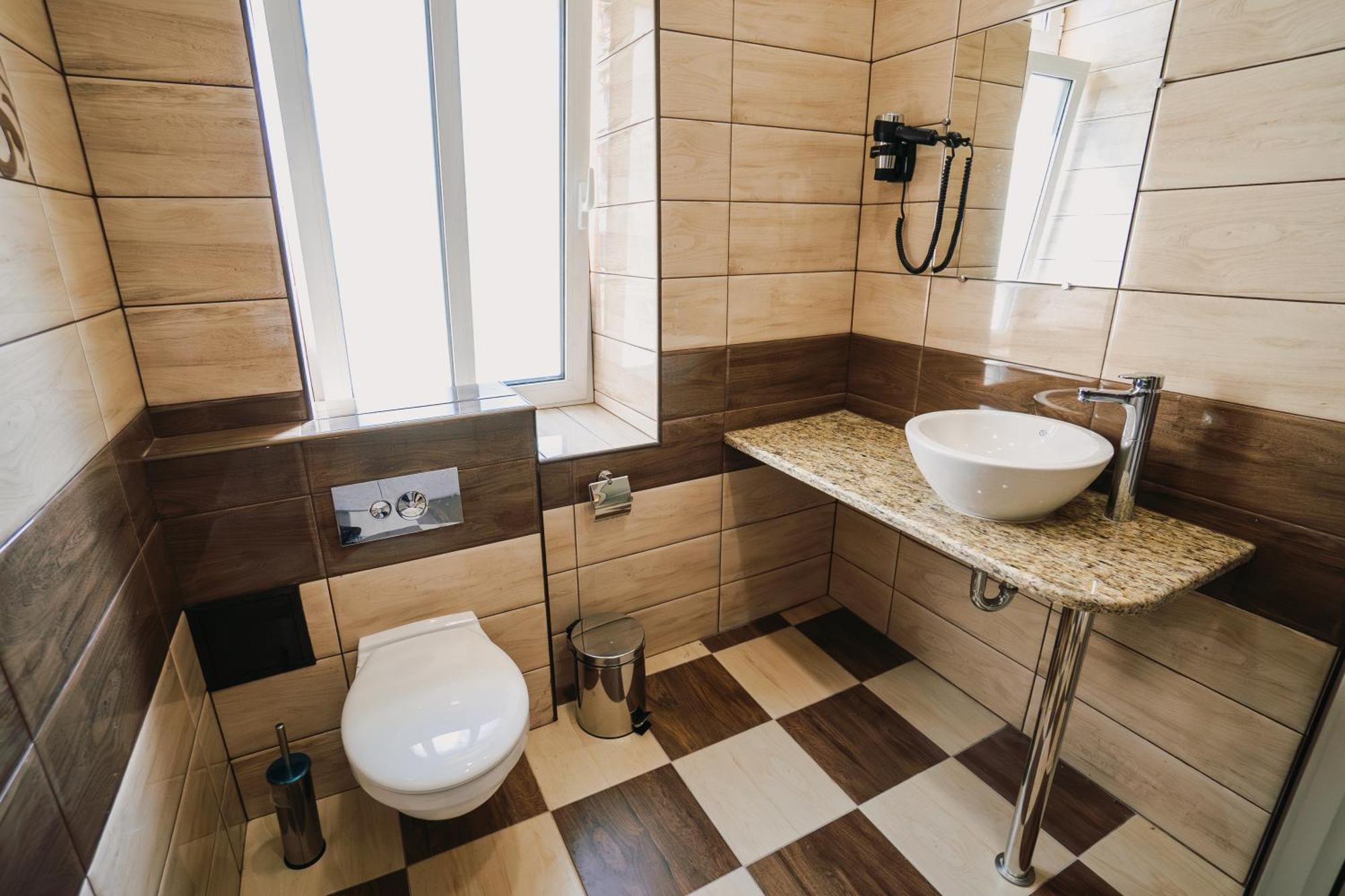 Хотел Театъръ Hotel Pleven ภายนอก รูปภาพ